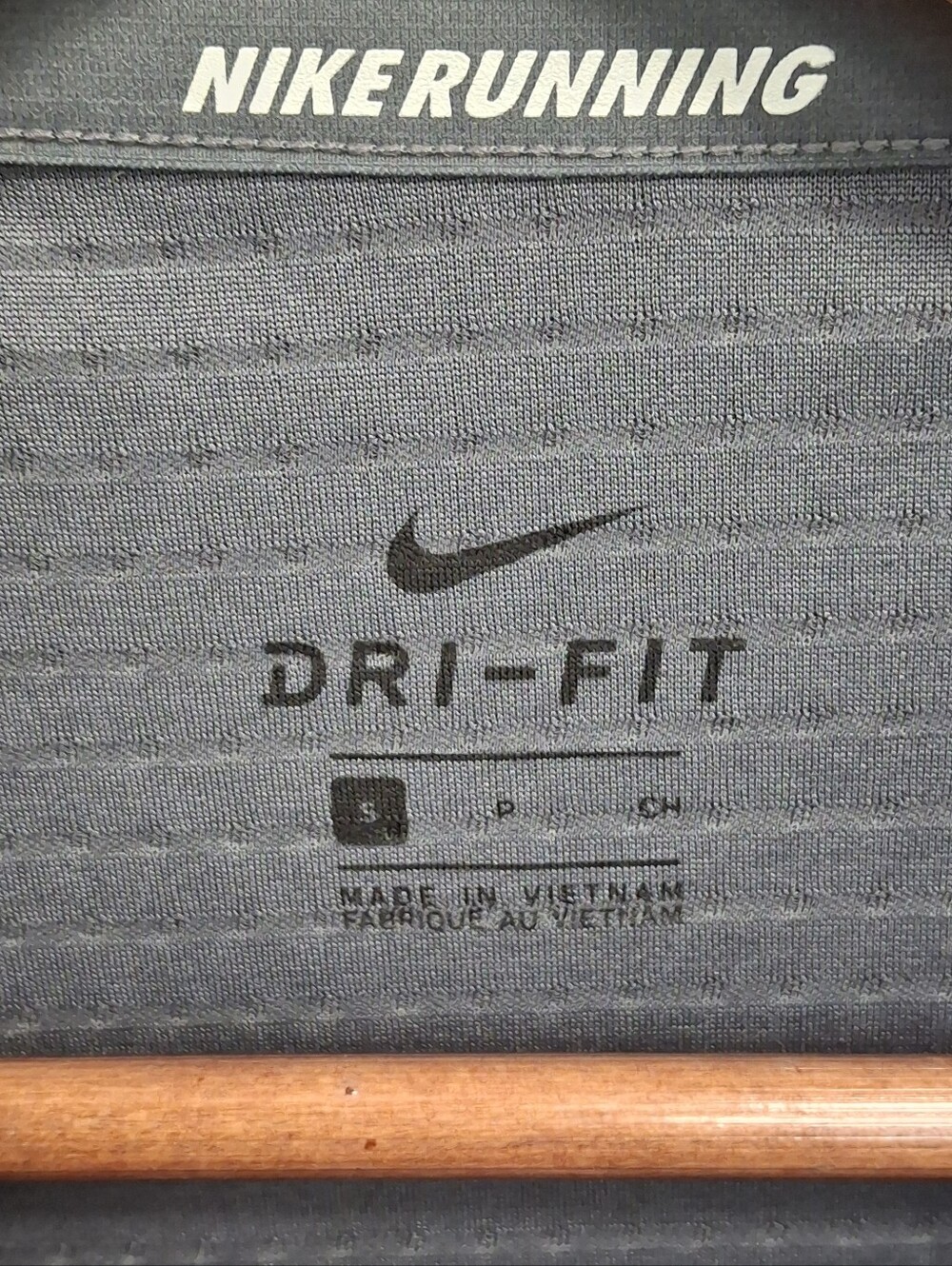 NIKE DRI-FIT SS Running T-shirt Sz S - Picture 4 of 4
